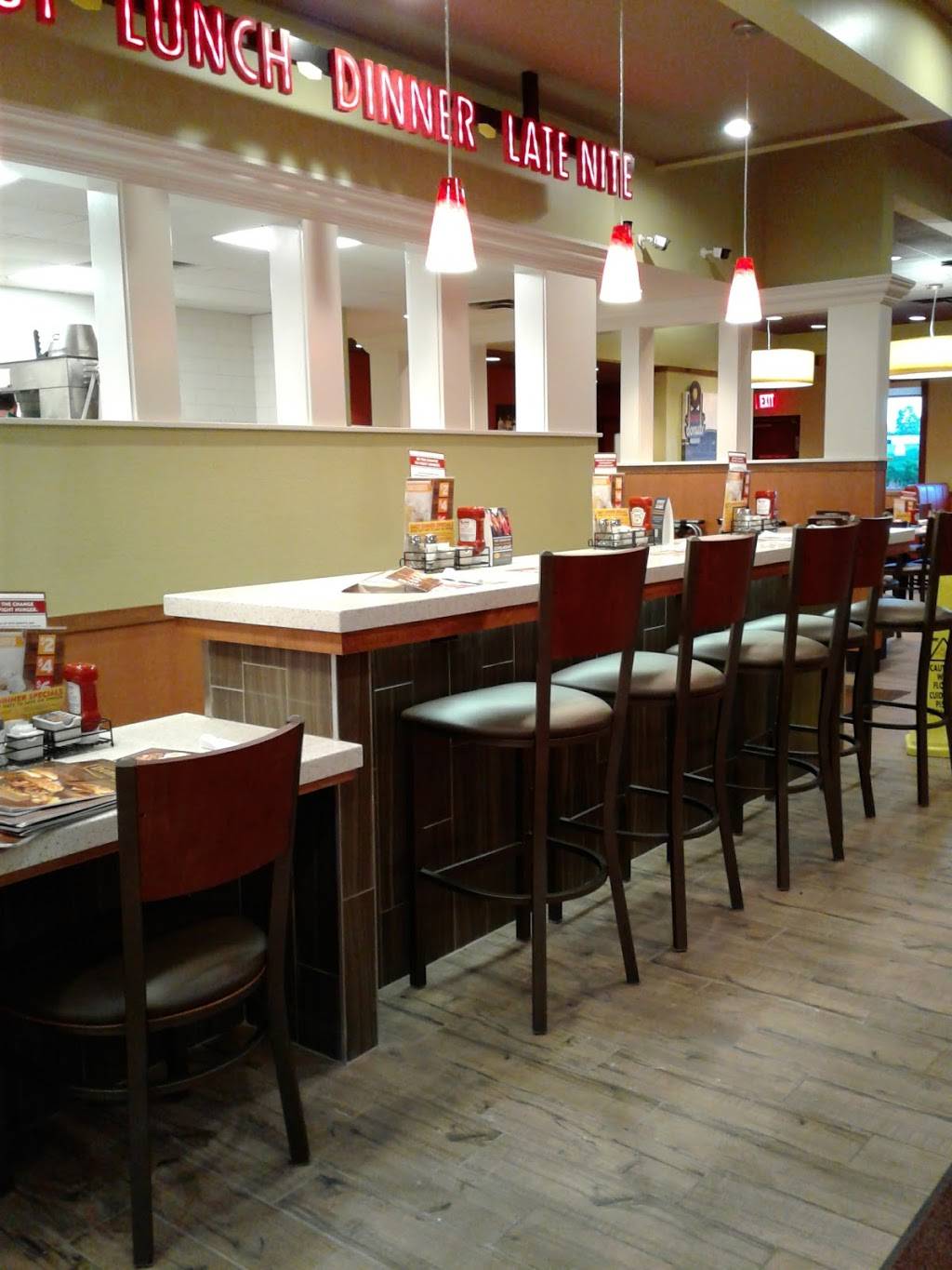 Dennys | restaurant | 4795 Kentucky Ave, Indianapolis, IN 46221, USA | 3178564834 OR +1 317-856-4834