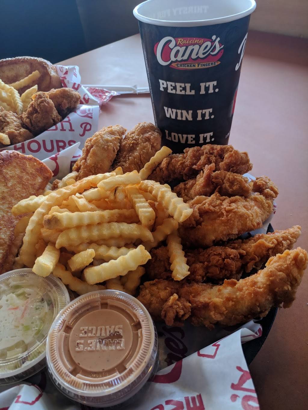 Raising Canes Chicken Fingers | meal takeaway | 1320 N Hamilton Rd, Gahanna, OH 43230, USA | 6144751300 OR +1 614-475-1300