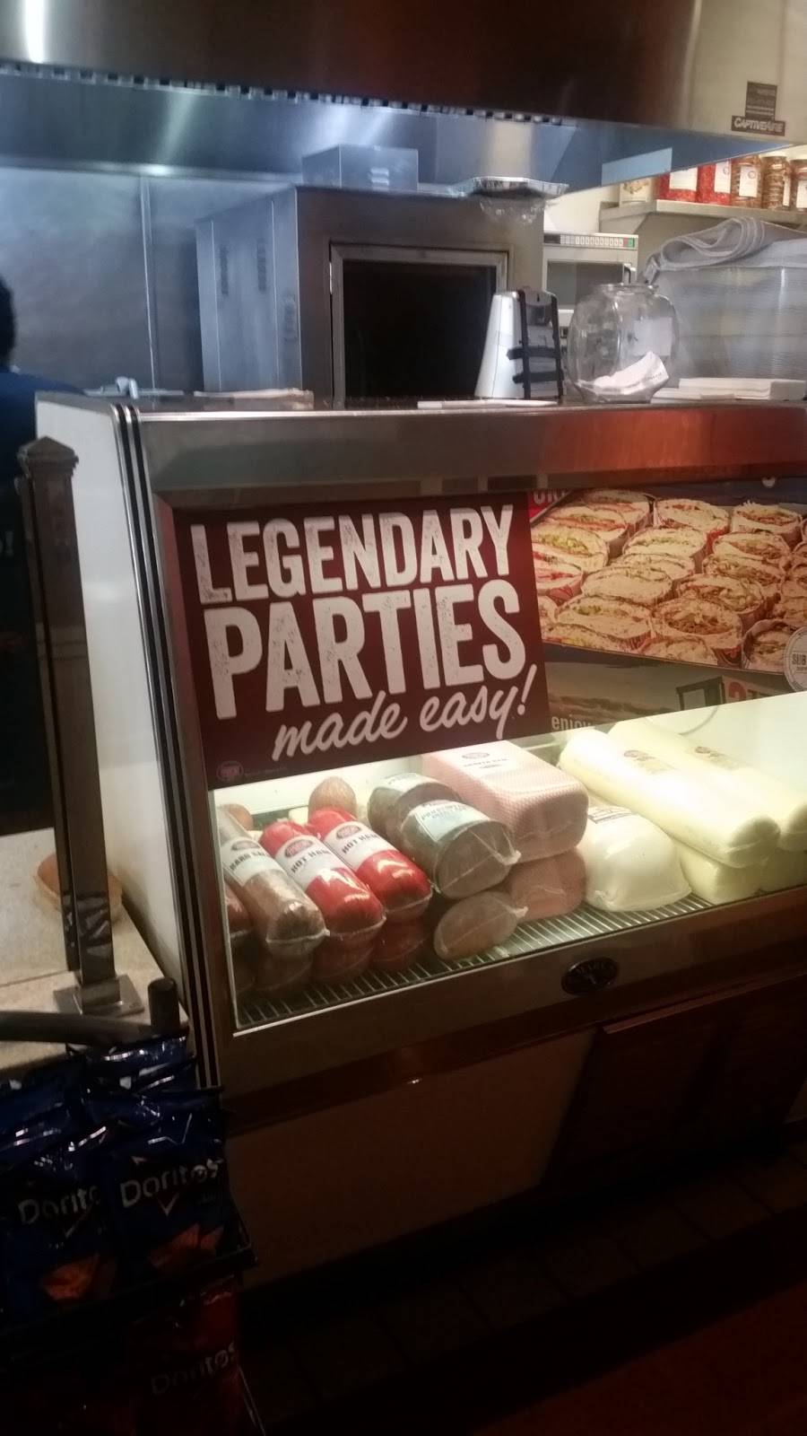 Jersey Mikes Subs | meal takeaway | 279 S Beverly Dr, Beverly Hills, CA 90212, USA | 3102880288 OR +1 310-288-0288