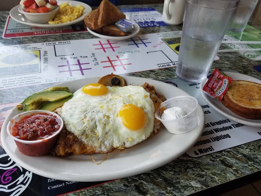 Holidays Restaurant | restaurant | 2080 W Stadium Blvd, Ann Arbor, MI 48103, USA | 7346681292 OR +1 734-668-1292