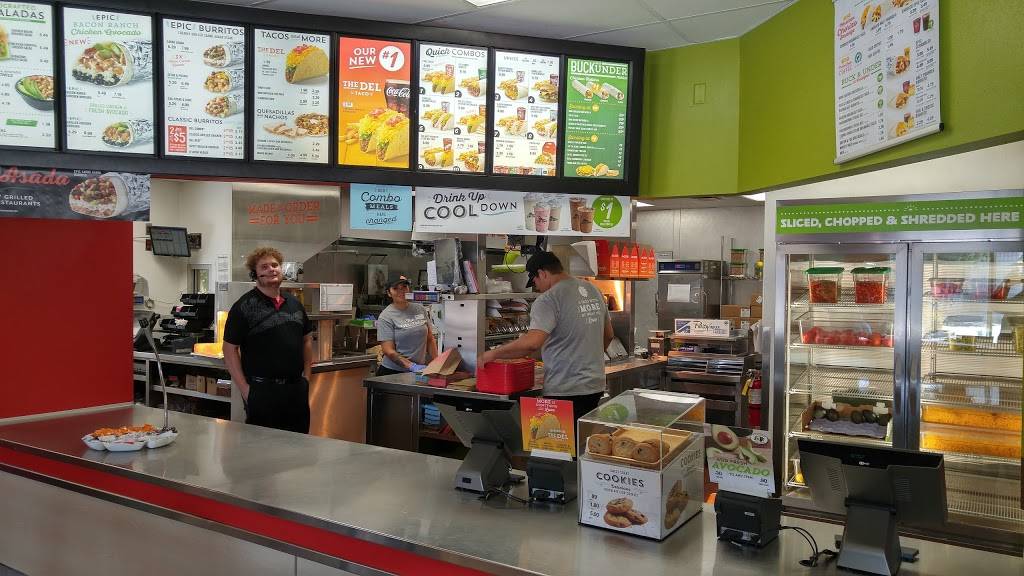 Del Taco | meal takeaway | 8055 Monet Ave, Rancho Cucamonga, CA 91739, USA | 9096469093 OR +1 909-646-9093