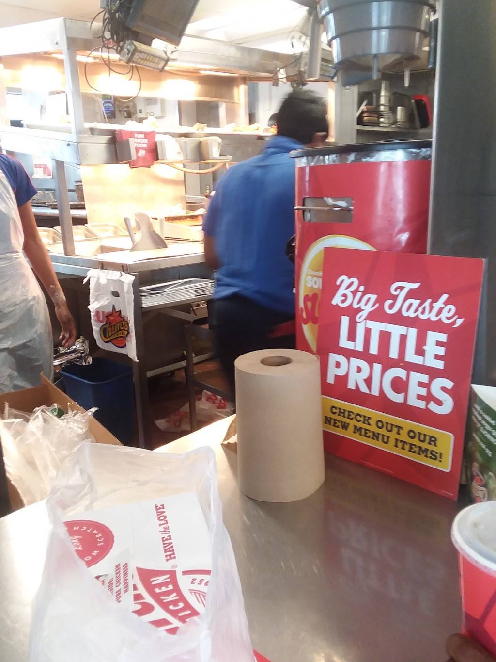 Churchs Chicken | restaurant | 2304 Chelsea Ave, Memphis, TN 38108, USA | 9014524225 OR +1 901-452-4225