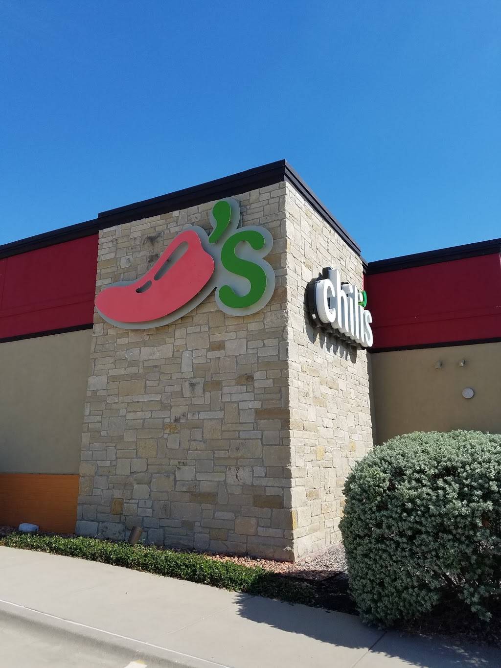 Chilis Grill & Bar | meal takeaway | 11555 Dallas Pkwy, Frisco, TX 75034, USA | 9727129922 OR +1 972-712-9922