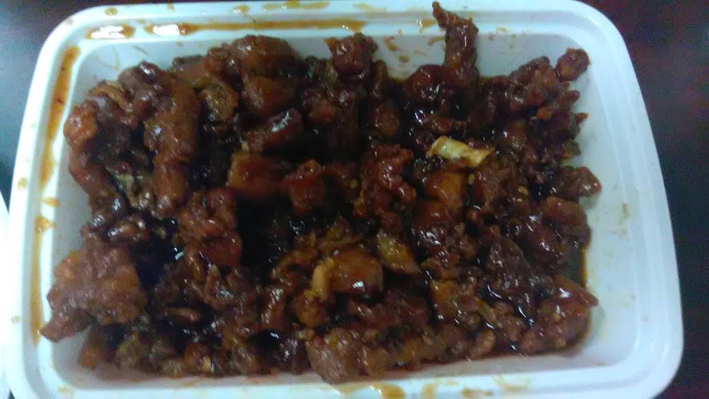 Main Moon | restaurant | 149 Bay St, Glens Falls, NY 12801, USA | 5187451643 OR +1 518-745-1643