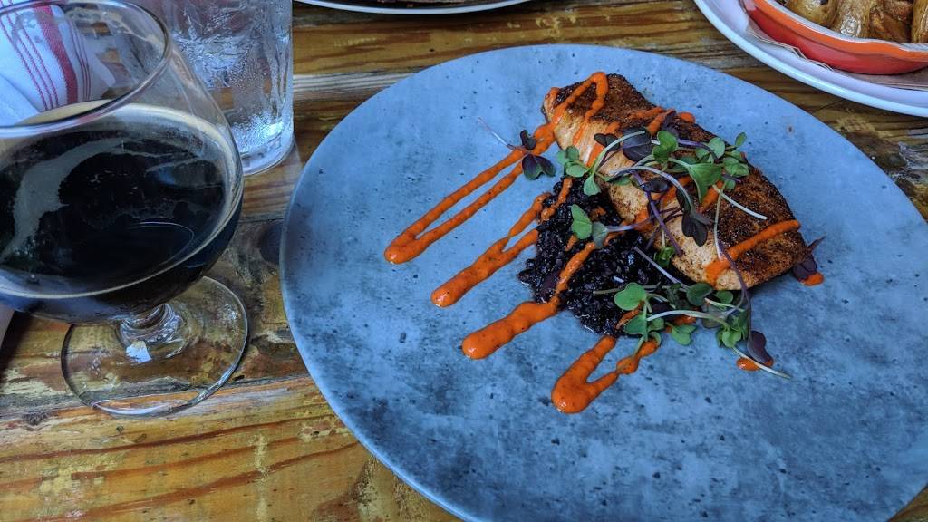 Local 22 Kitchen & Bar | restaurant | 2200 W Main St, Durham, NC 27705, USA | 9192869755 OR +1 919-286-9755