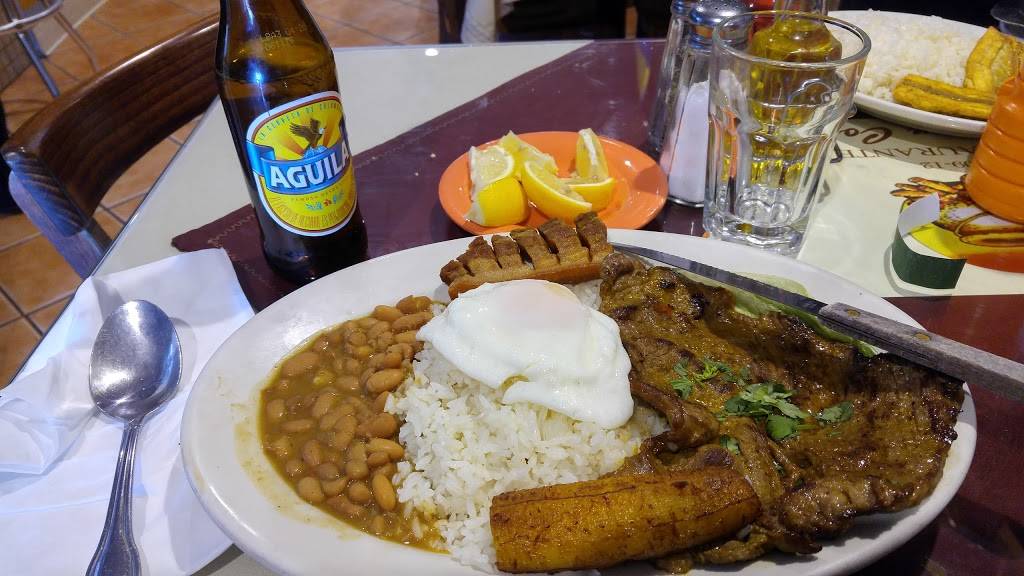 El Fogon Costeno | restaurant | 1344, 10912 Northern Blvd, Corona, NY 11368, USA | 7182052828 OR +1 718-205-2828