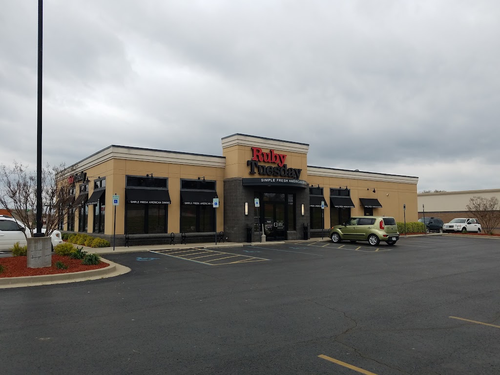 Ruby Tuesday | restaurant | 1008 Worley Dr, West Plains, MO 65775, USA | 4172551510 OR +1 417-255-1510