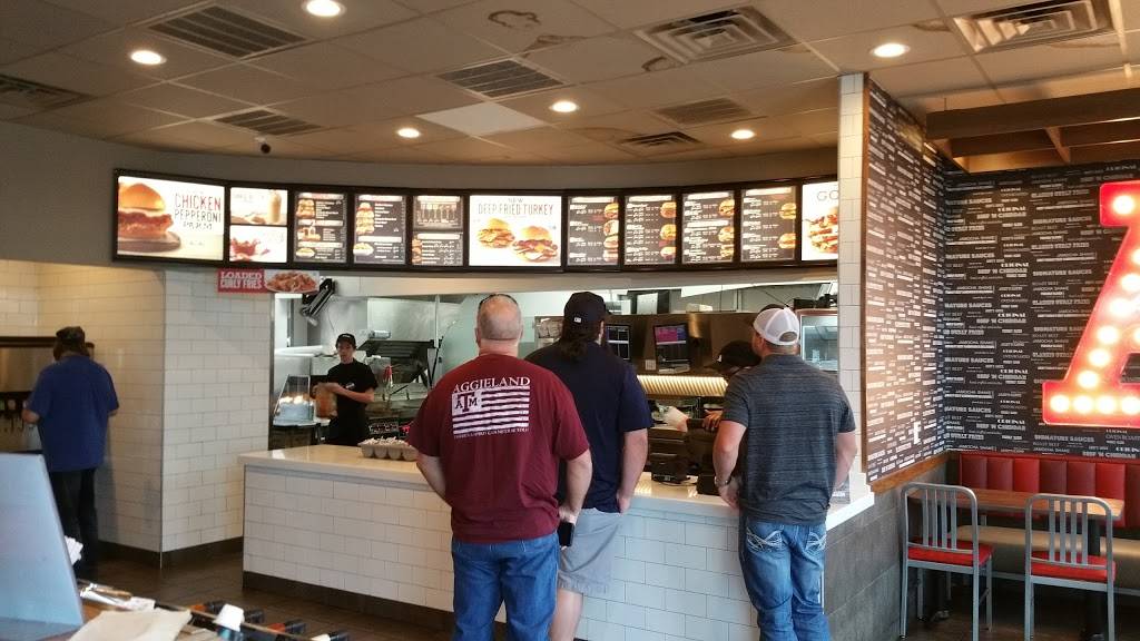 Arbys | restaurant | 4030 S Great SW Pkwy, Grand Prairie, TX 75052, USA | 9726028899 OR +1 972-602-8899