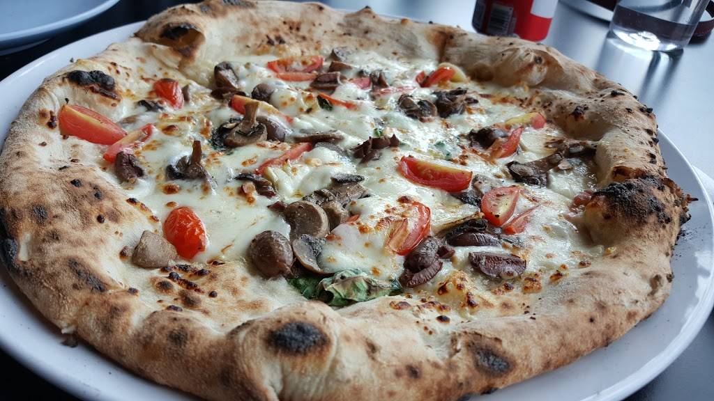 Crust Pizzeria Napoletana | meal delivery | 8415 Old Courthouse Rd, Vienna, VA 22182, USA | 7036638233 OR +1 703-663-8233
