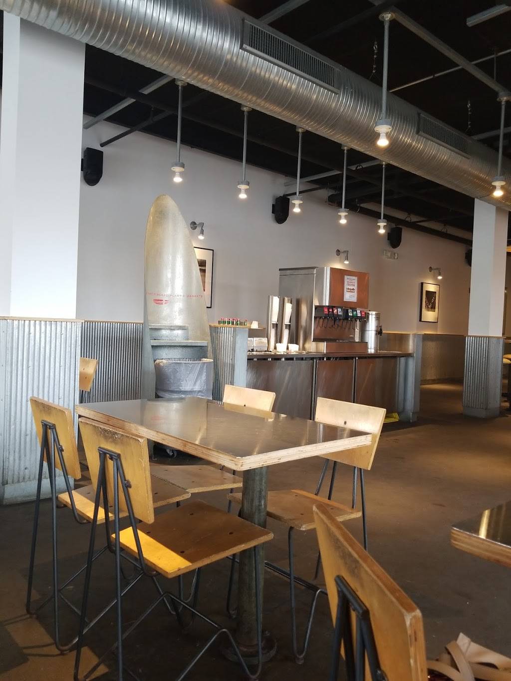 Chipotle Mexican Grill | restaurant | 1830 York Rd Ste K, Lutherville-Timonium, MD 21093, USA | 4103082616 OR +1 410-308-2616