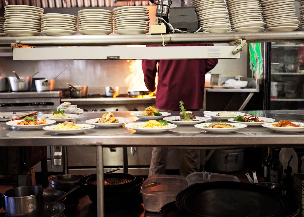 Mom & Dads Italian Restaurant | restaurant | 1800 Smith Ave, Thomasville, GA 31792, USA | 2292266265 OR +1 229-226-6265