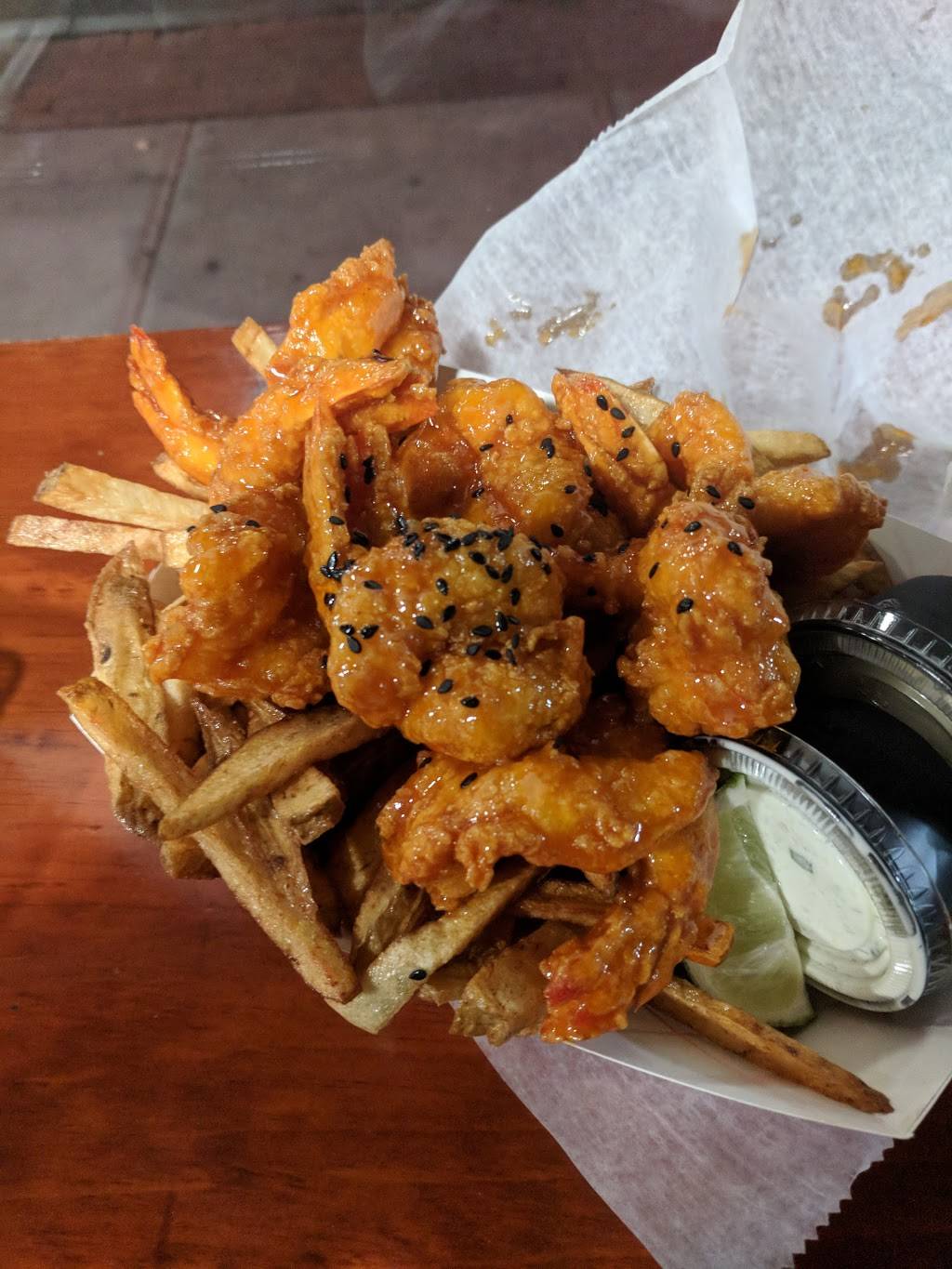 Pepes Place | restaurant | 560 North Ave, New Rochelle, NY 10801, USA | 9146327373 OR +1 914-632-7373