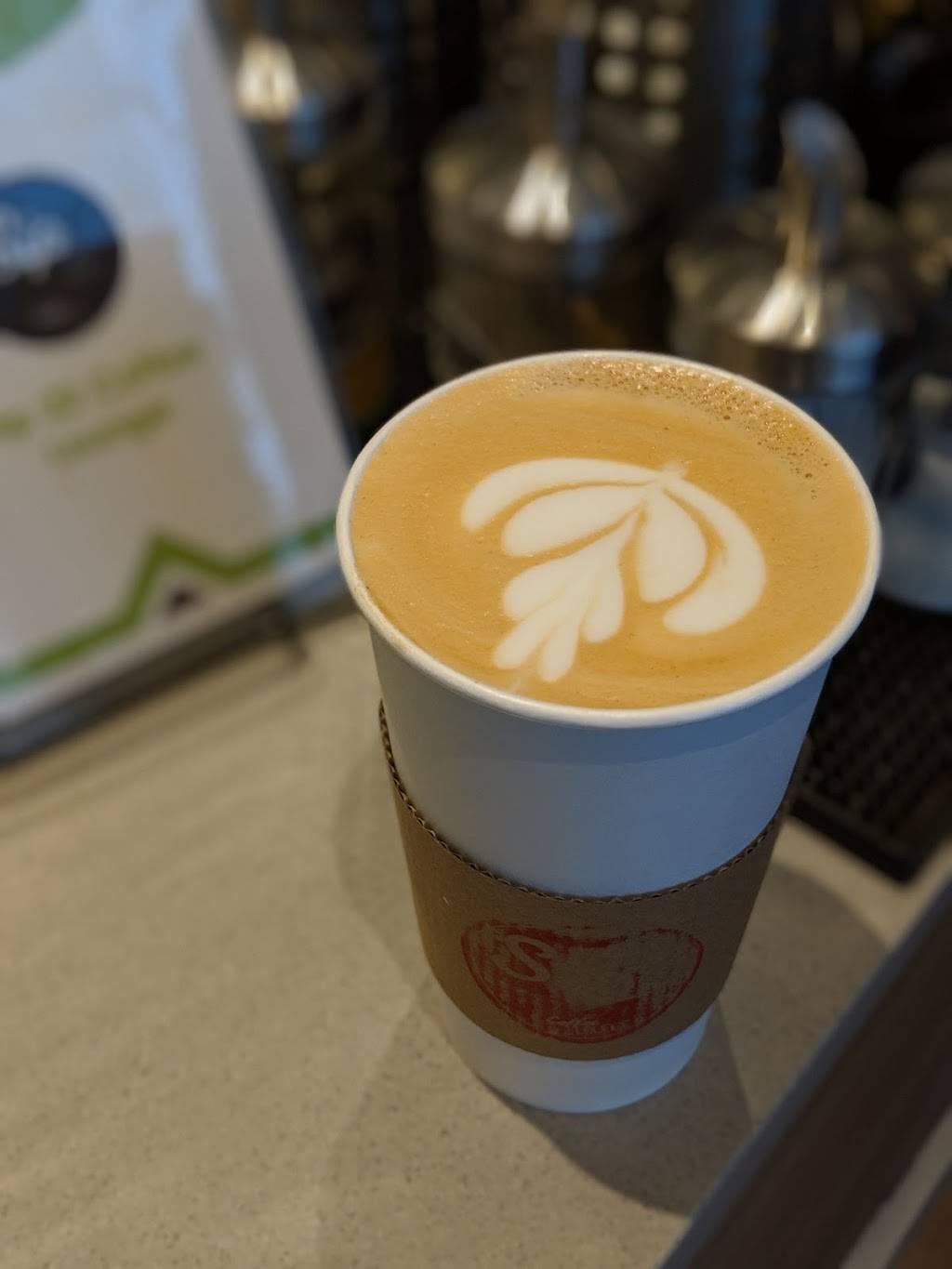 Sip 22 Coffee Lounge and Creperie | cafe | 4905 Old Orchard Shopping Center, Skokie, IL 60077, USA | 8474107560 OR +1 847-410-7560