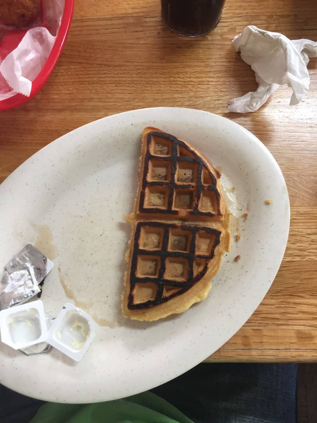 Park-Et Fine Foods | restaurant | 211 S Kingshighway St, Perryville, MO 63775, USA | 5735474147 OR +1 573-547-4147