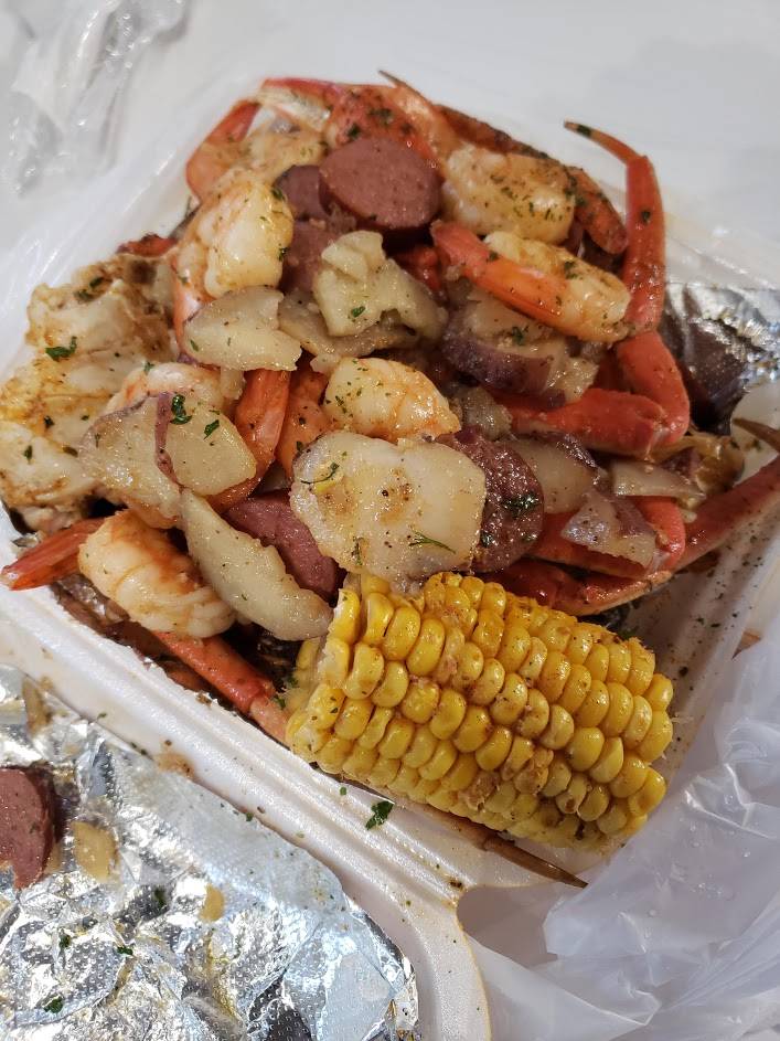 Seafood Destiny | restaurant | 4705 W Gate City Blvd, Greensboro, NC 27407, USA | 3362837291 OR +1 336-283-7291