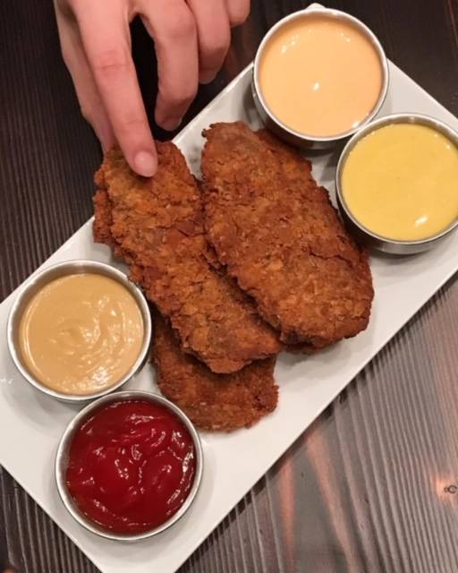 Kindred | restaurant | 7537 Maple St, New Orleans, LA 70118, USA | 5048419538 OR +1 504-841-9538