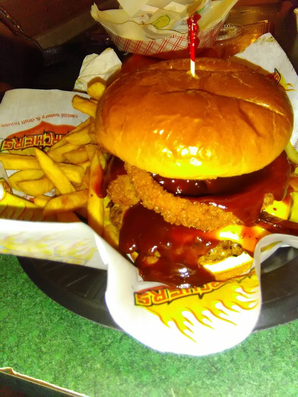 Scorcher’s | restaurant | 5039 Westlawn Rd, Bedford Heights, OH 44128, USA | 2163329464 OR +1 216-332-9464