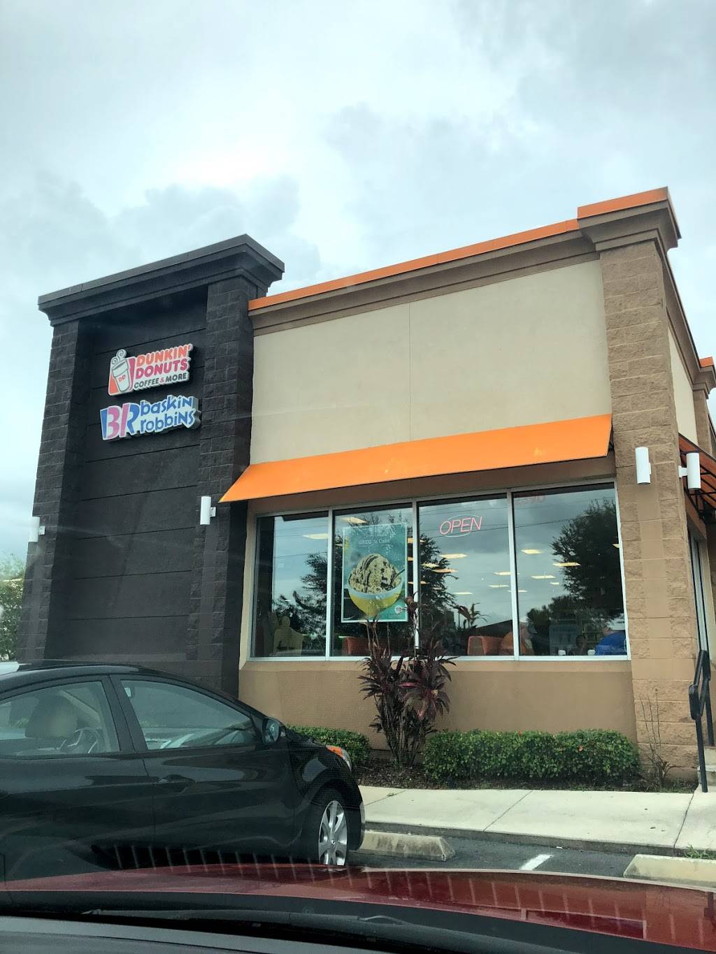 Dunkin | bakery | 2390 E Burleigh Blvd, Eustis, FL 32726, USA | 3526027093 OR +1 352-602-7093