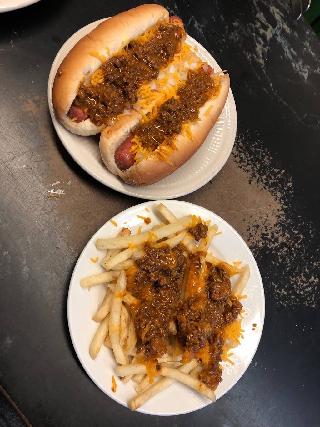 Old Fashion Hot Dogs | meal takeaway | 4008 Lorain Ave, Cleveland, OH 44113, USA | 2166314460 OR +1 216-631-4460