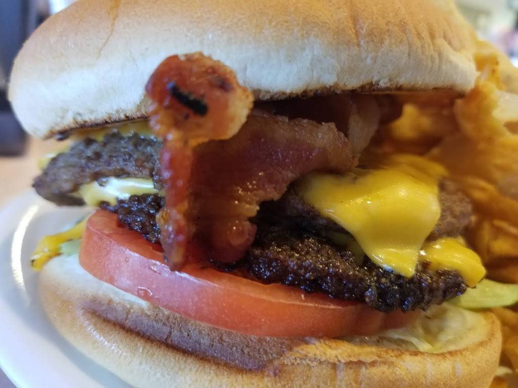 Clock Restaurant | restaurant | 603 W Poinsett St, Greer, SC 29650, USA | 8648775768 OR +1 864-877-5768