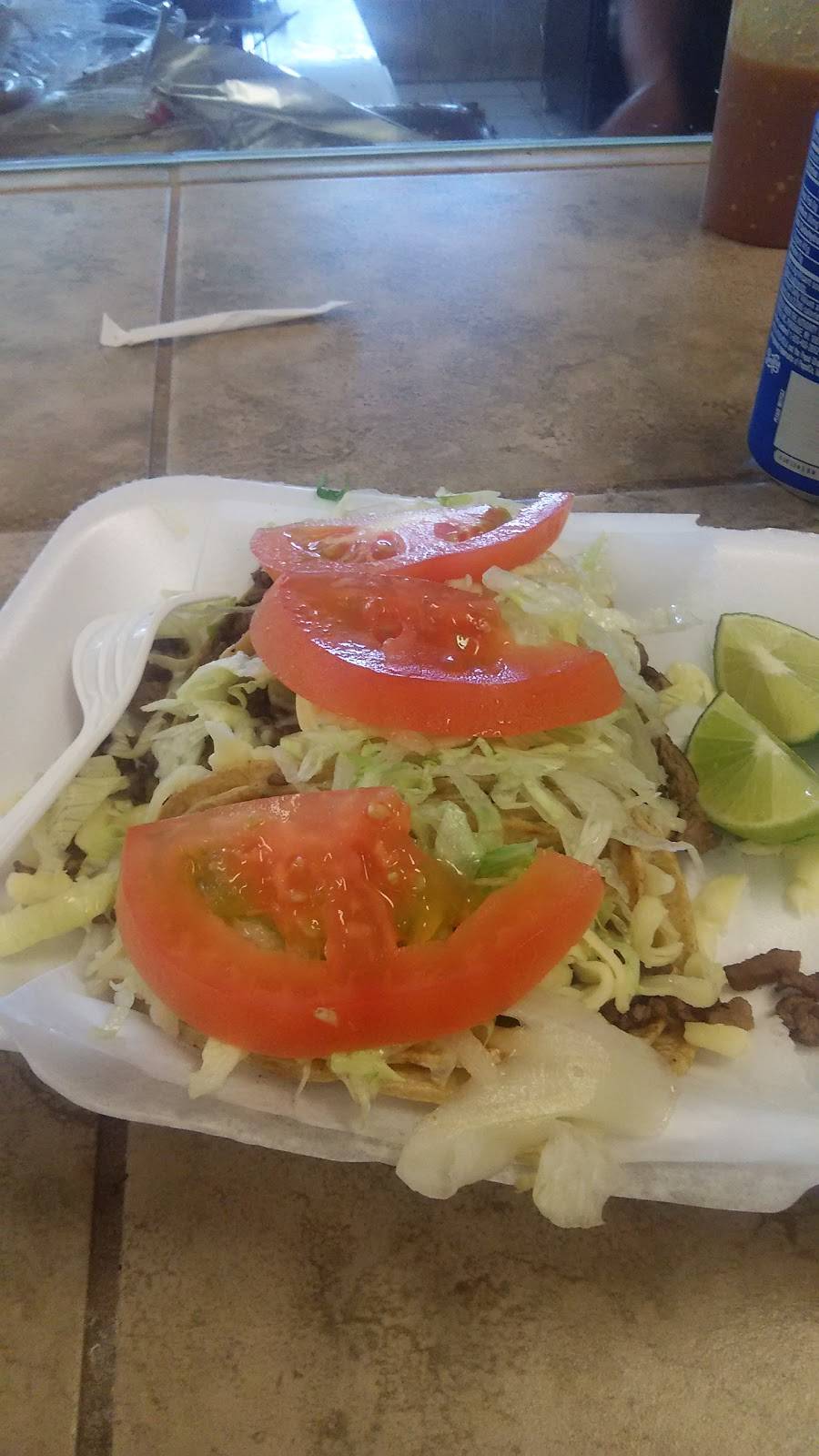 Tnt Mexican Restaurant | restaurant | 8929 S Commercial Ave, Chicago, IL 60617, USA | 7737684153 OR +1 773-768-4153