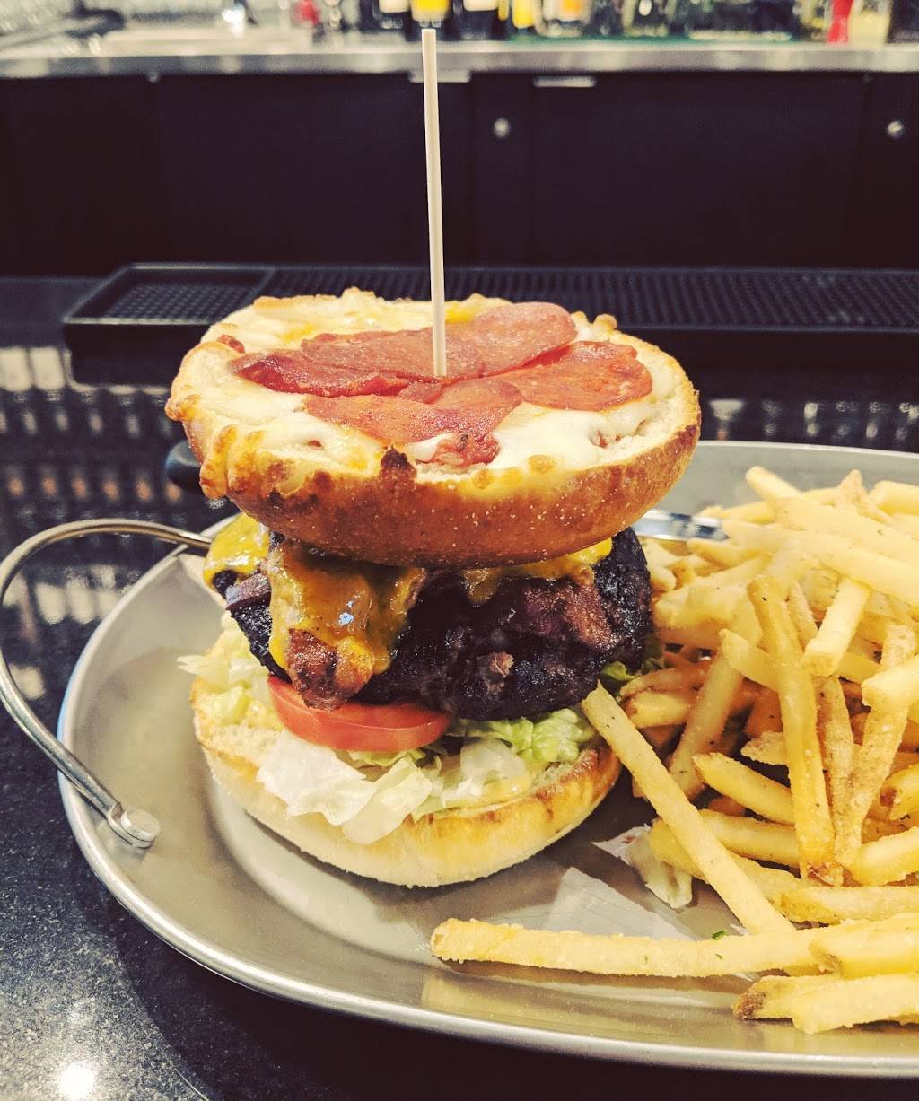 Cavallo Nero | restaurant | 370 Wilson St E, Ancaster, ON L9G 4S4, Canada | 9056488888 OR +1 905-648-8888