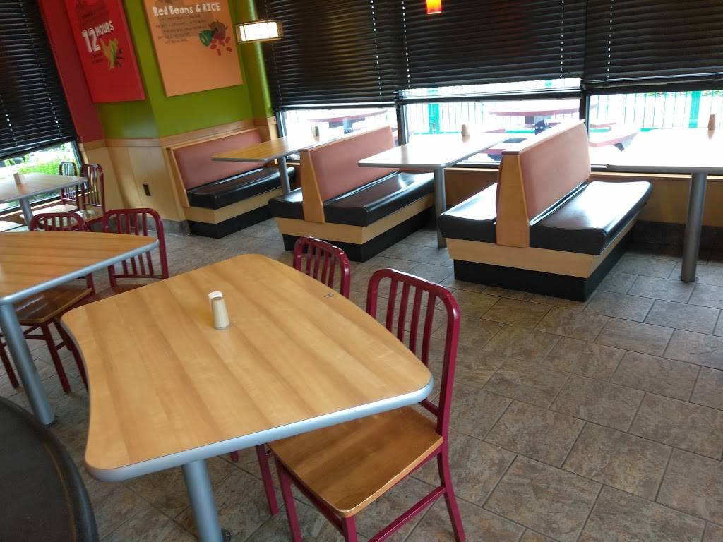 Popeyes Louisiana Kitchen | restaurant | 2450 McFarland Blvd, Northport, AL 35476, USA | 2053302660 OR +1 205-330-2660