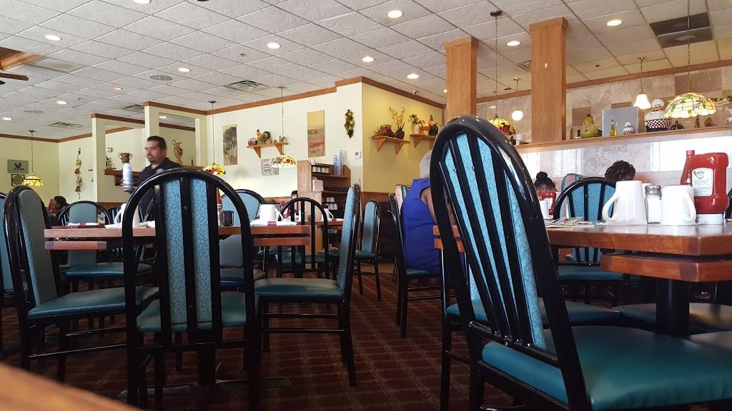 Marias Pancake House | restaurant | 18220 Kedzie Ave, Hazel Crest, IL 60429, USA | 7082063916 OR +1 708-206-3916