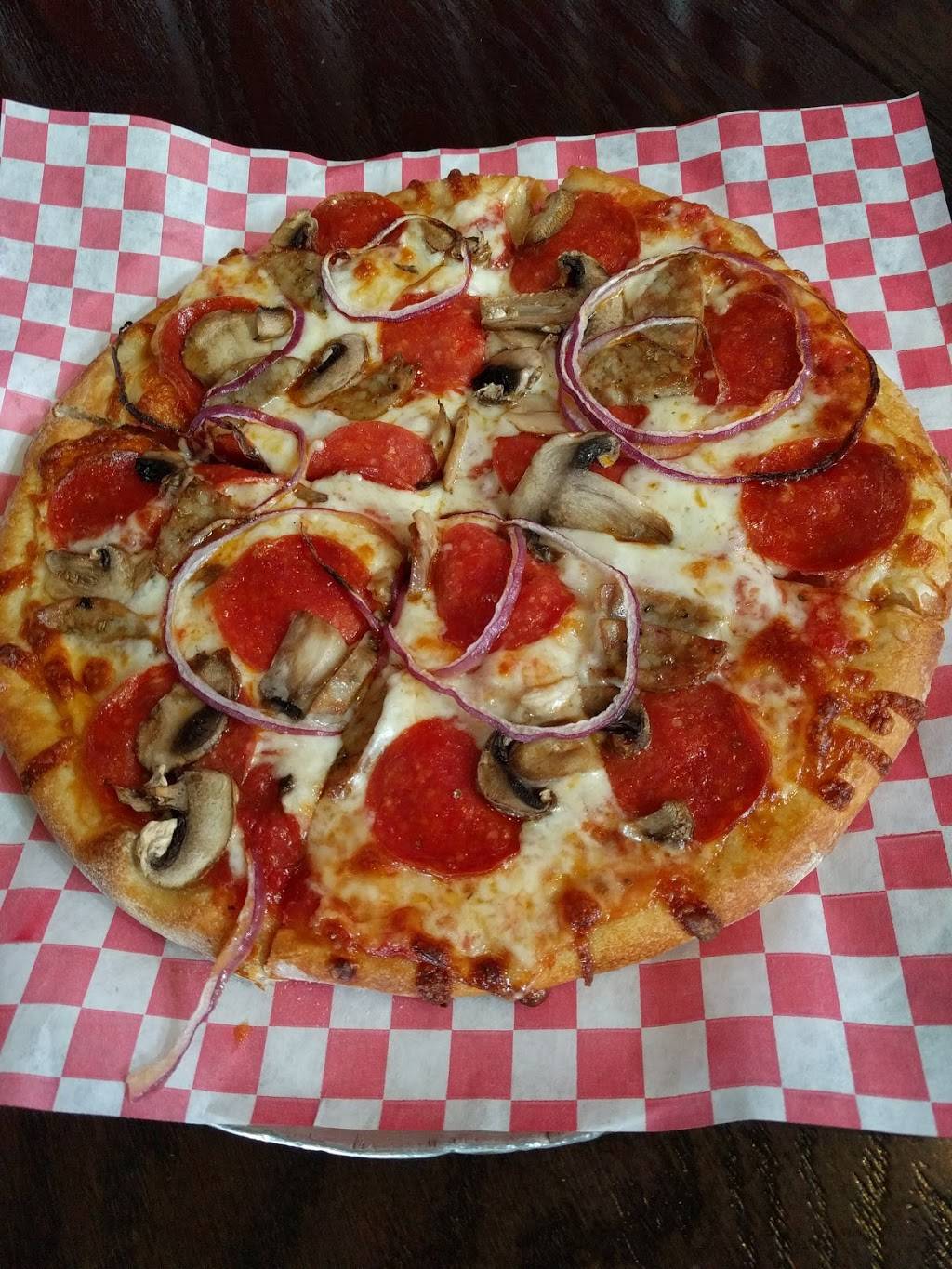 Roccos Tavern | restaurant | 44 W Green St, Pasadena, CA 91105, USA | 6267656810 OR +1 626-765-6810