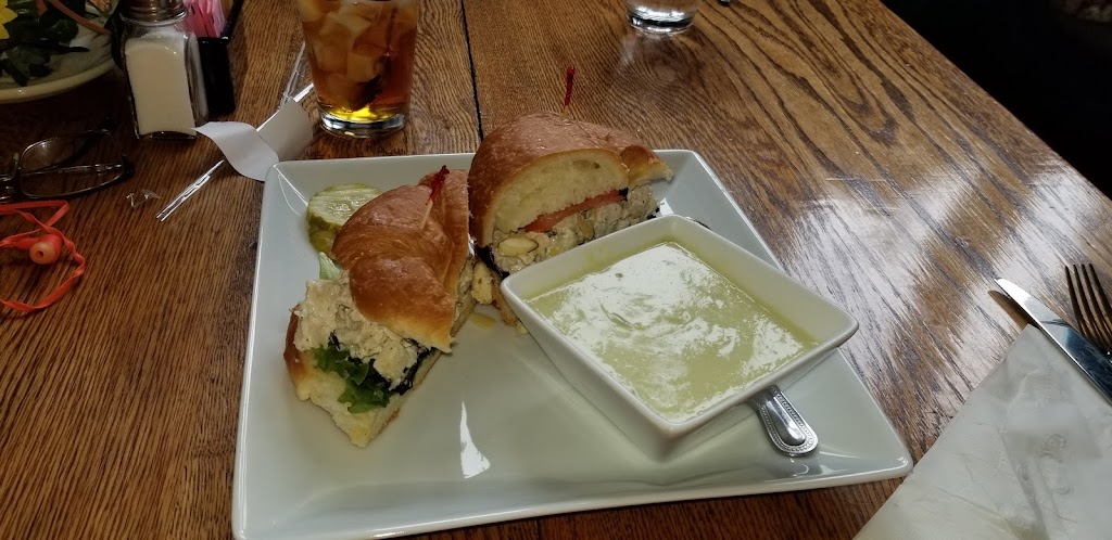 Angelas Café | cafe | 201 E Hwy 66, Gallup, NM 87301, USA | 5057227526 OR +1 505-722-7526