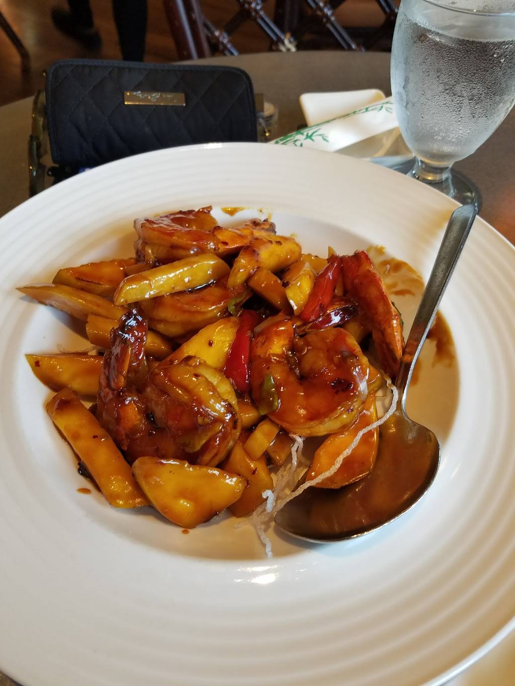 Water Moon | restaurant | 66 Purchase St, Rye, NY 10580, USA | 9149218880 OR +1 914-921-8880