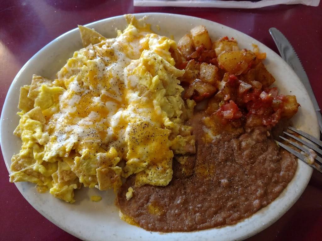 Cardona Foods | restaurant | 850 Meacham Blvd, Fort Worth, TX 76106, USA | 8176256477 OR +1 817-625-6477