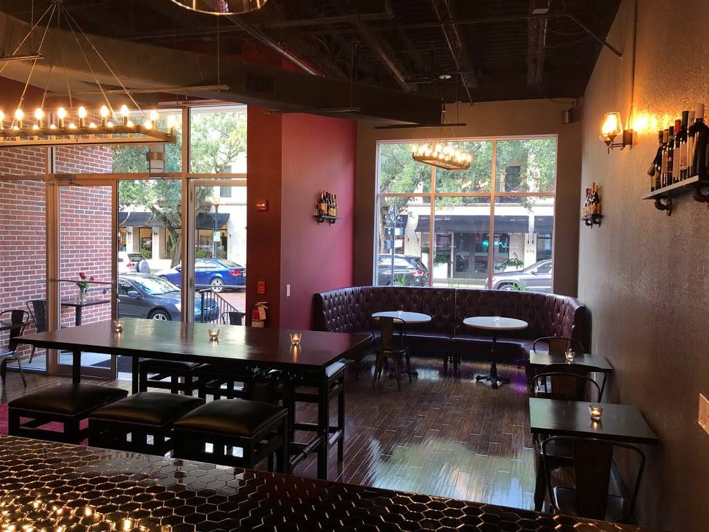 VINIA Wine & Kitchen | restaurant | 444 W New England Ave #119, Winter Park, FL 32789, USA | 4079257485 OR +1 407-925-7485
