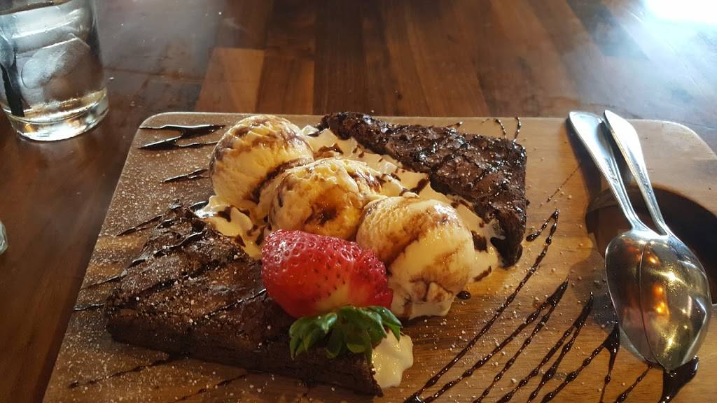 Press Box Sports Lounge | restaurant | 2990 Jamacha Road #120, El Cajon, CA 92019, USA | 6197136990 OR +1 619-713-6990