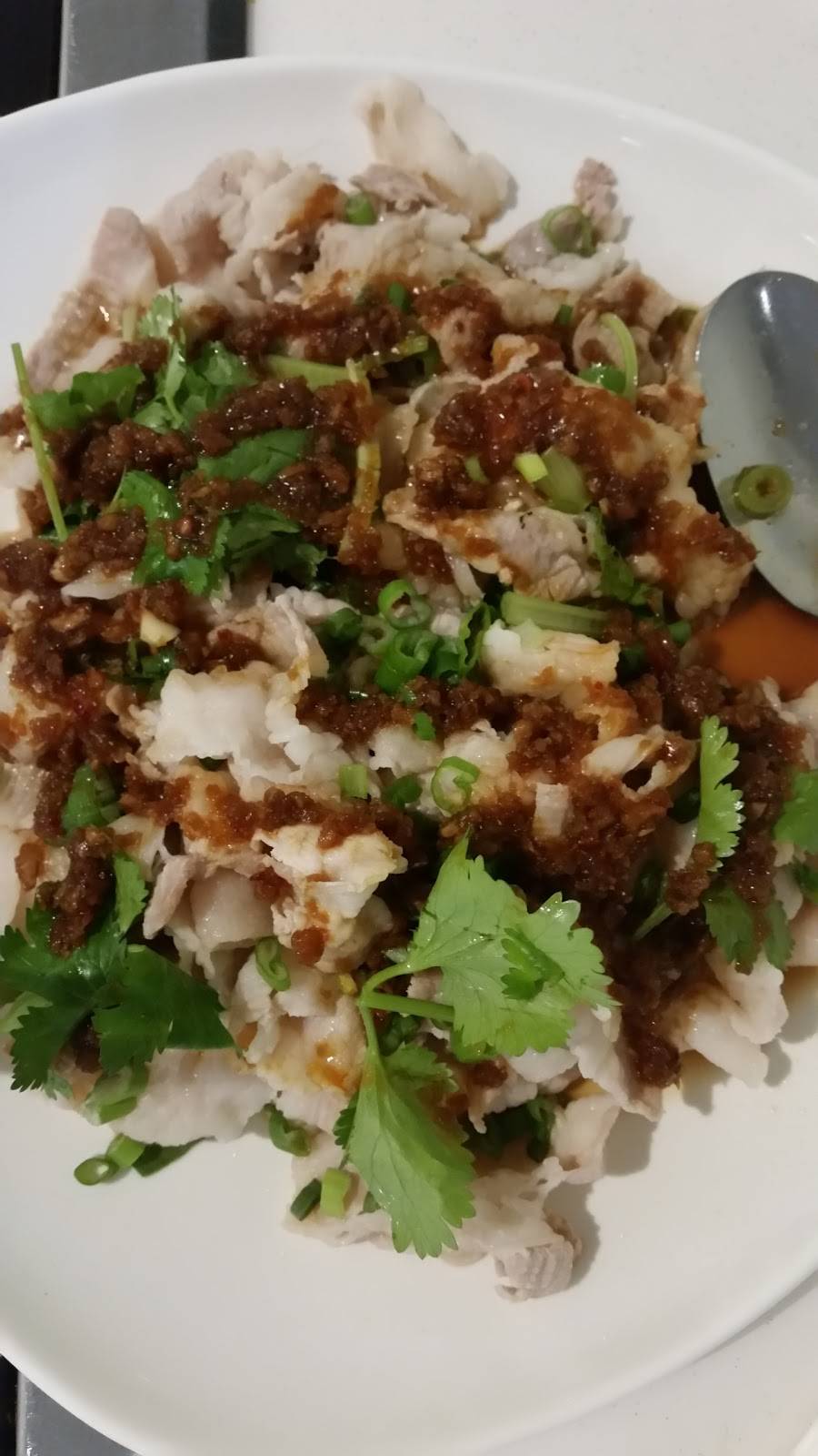 Huan Xi Chinese Restaurant | restaurant | 2428 N Murray Ave, Milwaukee, WI 53211, USA | 4149068888 OR +1 414-906-8888