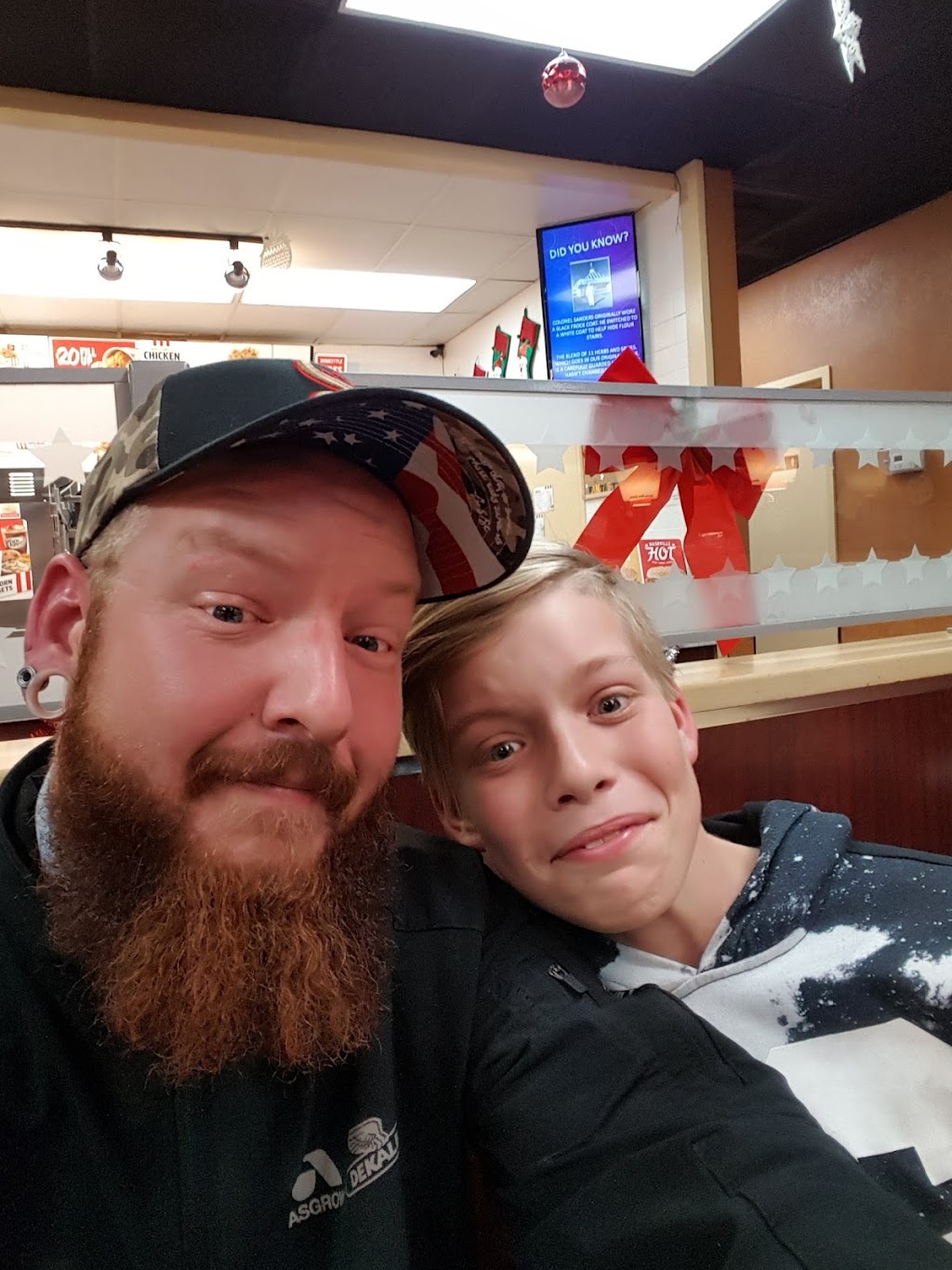 KFC | restaurant | 1523 S Dumas Ave, Dumas, TX 79029, USA | 8069354663 OR +1 806-935-4663