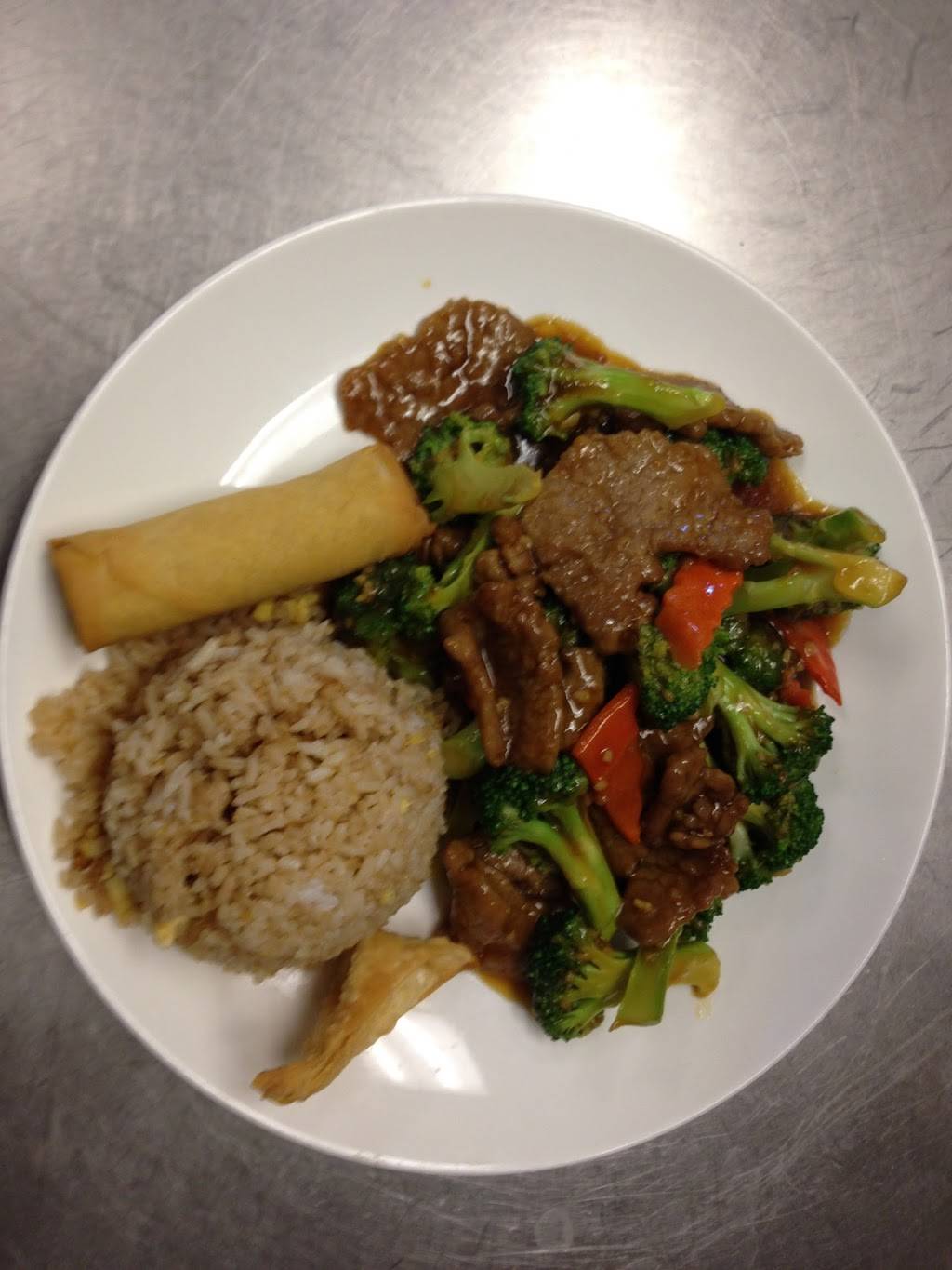 Golden Wei Restaurant | restaurant | 17014 W Bell Rd suite 106, Surprise, AZ 85374, USA | 6235848911 OR +1 623-584-8911