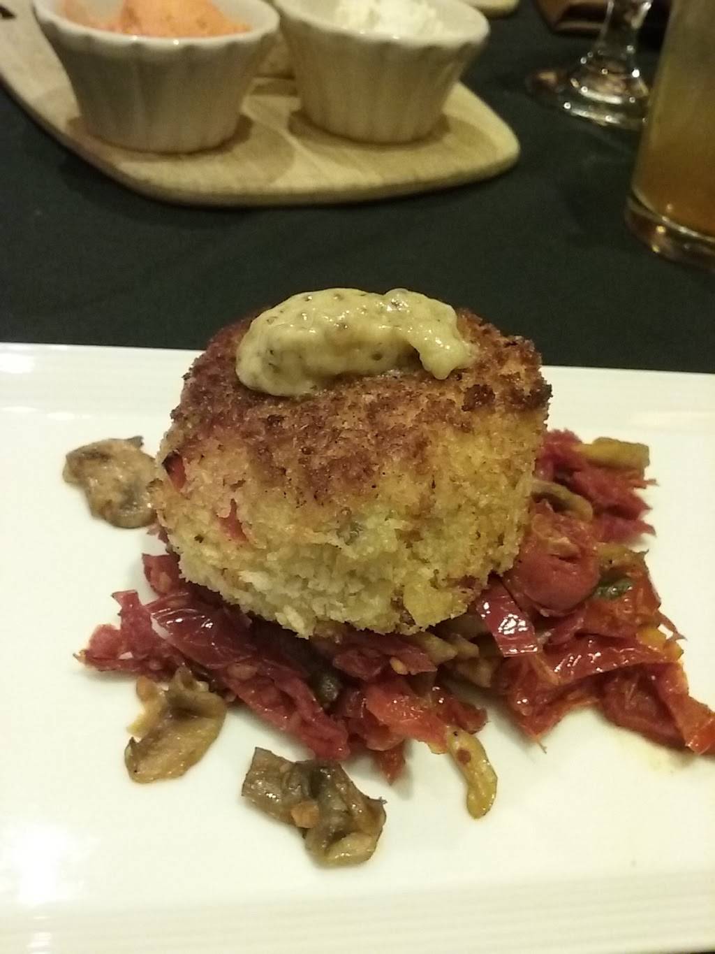 Jack Binions Steak | restaurant | 777 Casino Center Dr, Hammond, IN 46320, USA | 2194736028 OR +1 219-473-6028