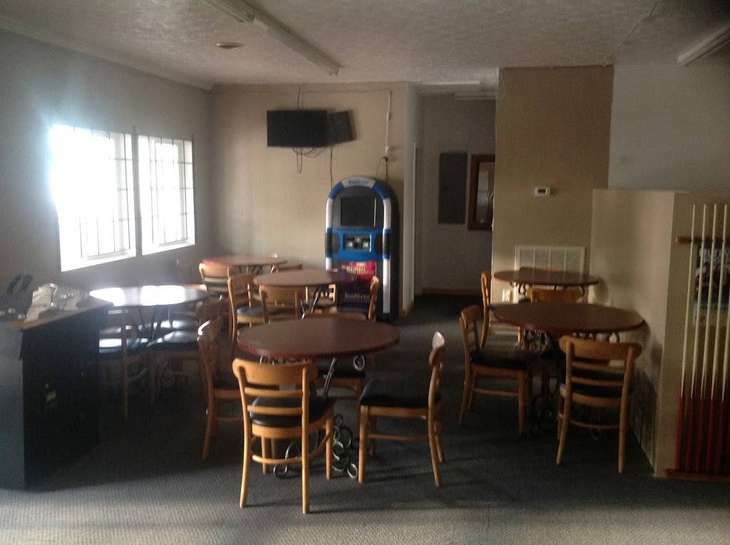 The Hideaway Grill | restaurant | 465 Old Knoxville Hwy, Newport, TN 37821, USA | 4235328088 OR +1 423-532-8088