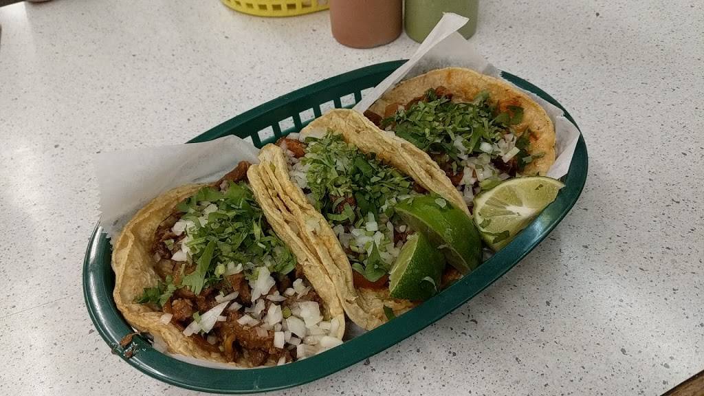 La Rosita | restaurant | 8730 Westport Rd, Louisville, KY 40242, USA | 5026184588 OR +1 502-618-4588