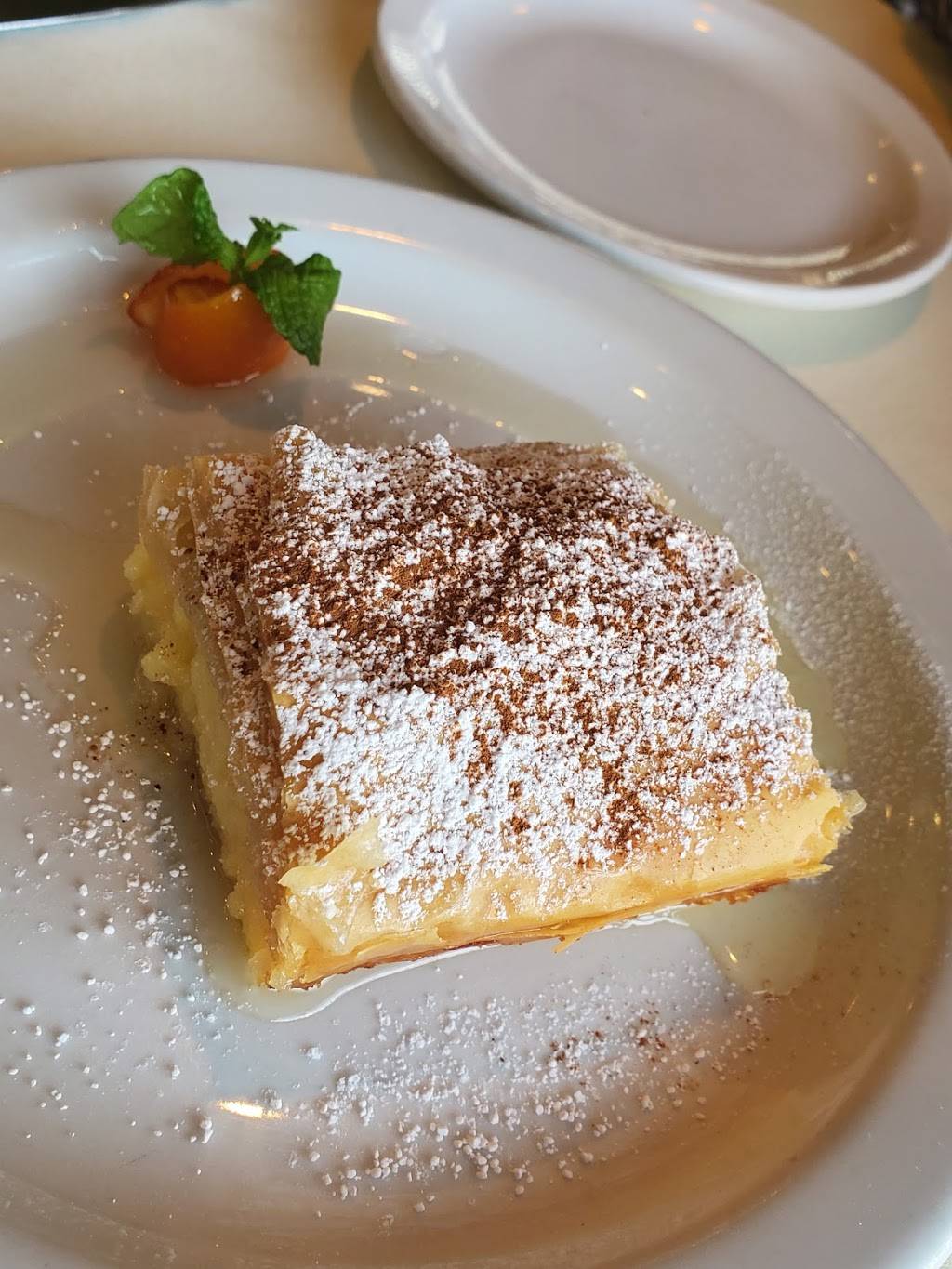 Elia Authentic Greek Taverna | restaurant | 4226 S Durango Dr, Las Vegas, NV 89147, USA | 7022845599 OR +1 702-284-5599