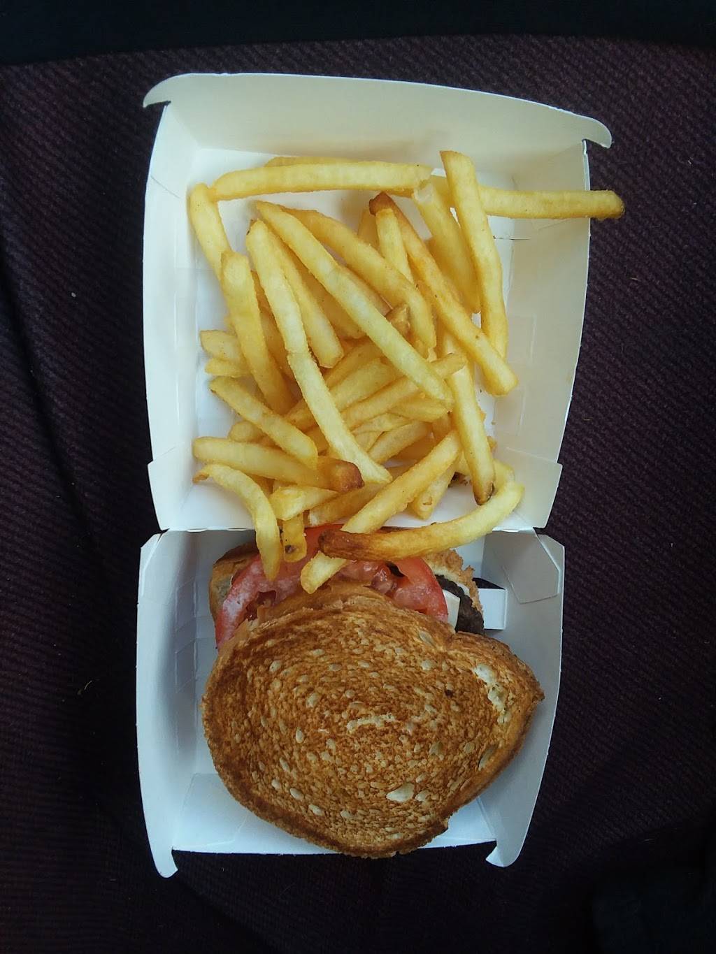 Jack in the Box | restaurant | 11801 E Main St, Grass Valley, CA 95945, USA | 5302723041 OR +1 530-272-3041