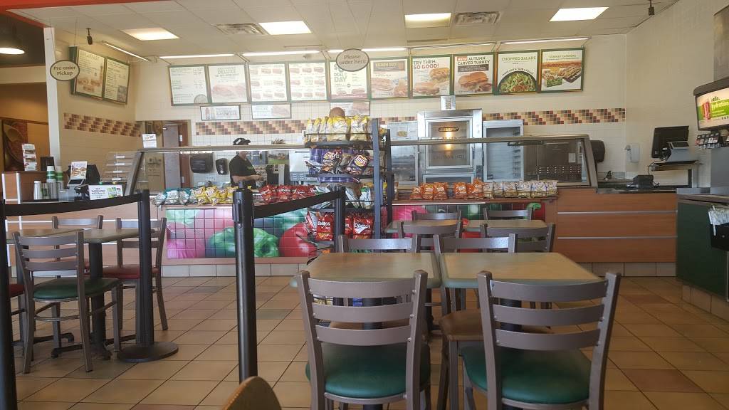 Subway Restaurants | restaurant | 2421 Westport Parkway Suite 700 Alliance Crossing Shopping Ctr, Fort Worth, TX 76177, USA | 8178378300 OR +1 817-837-8300