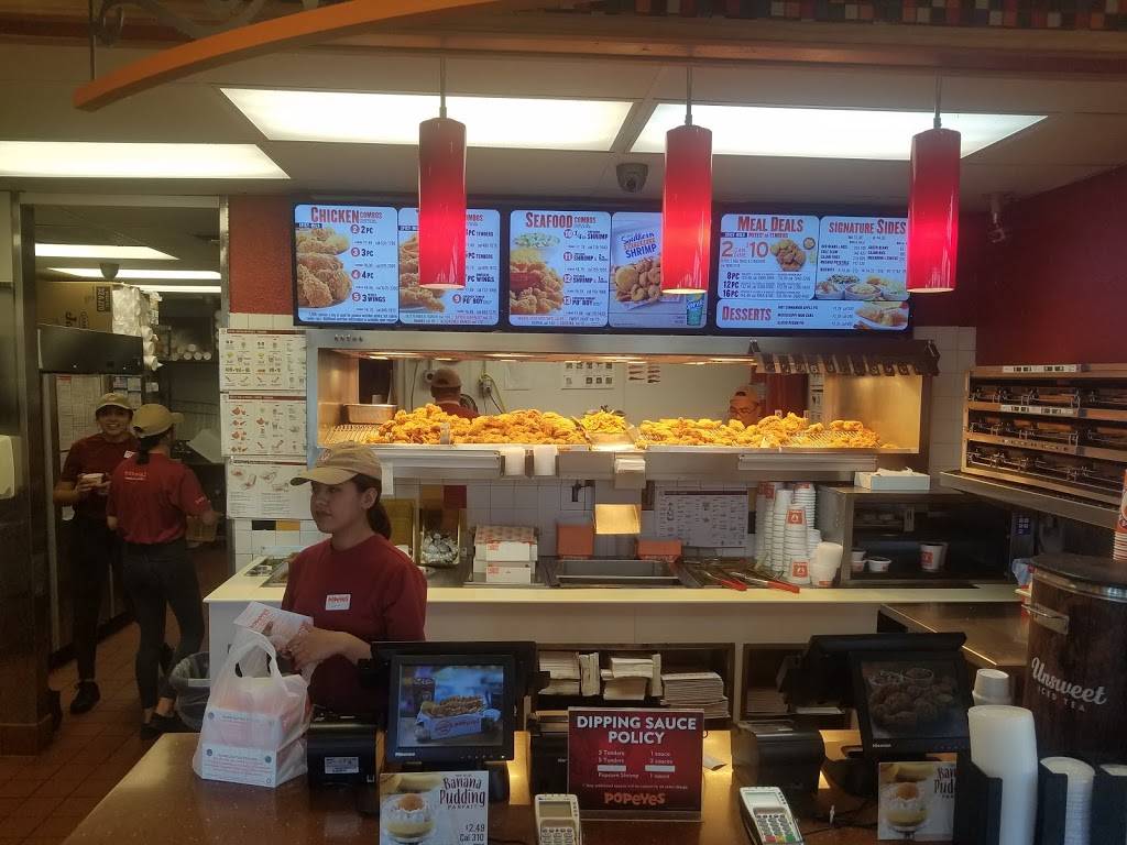 Popeyes Louisiana Kitchen | restaurant | 1817 W Vista Way, Vista, CA 92083, USA | 7607323405 OR +1 760-732-3405