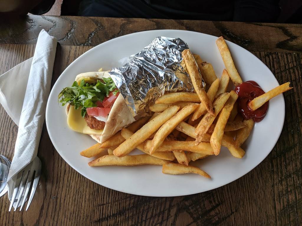 Chili Mustard Onions | restaurant | 3411 Brush St, Detroit, MI 48201, USA | 3134624949 OR +1 313-462-4949