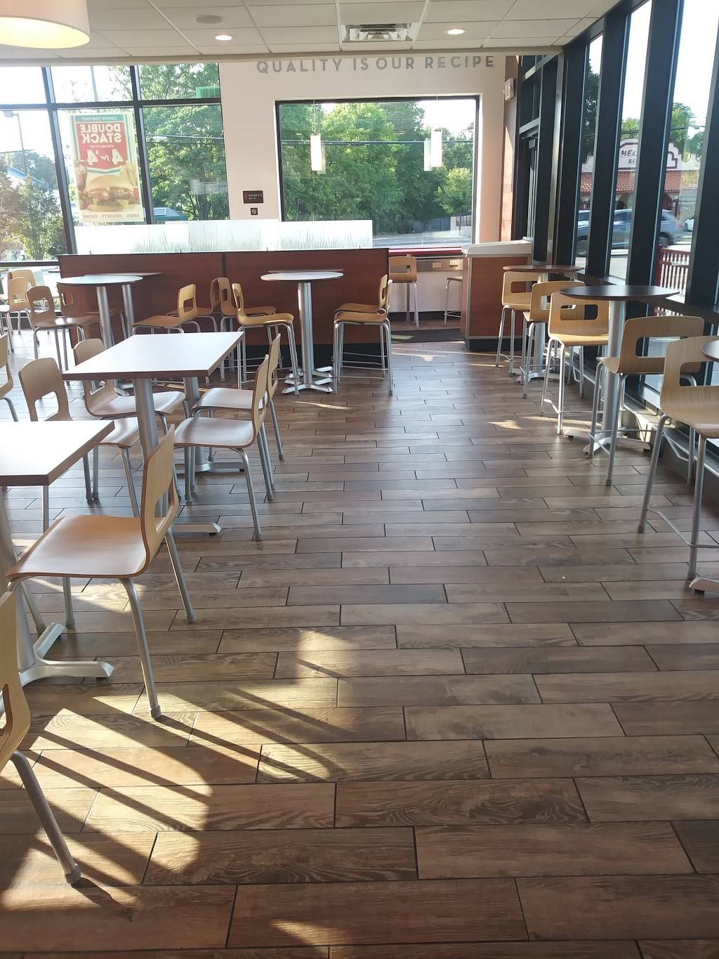 Wendys | restaurant | 4805 W Market St, Greensboro, NC 27407, USA | 3368523500 OR +1 336-852-3500