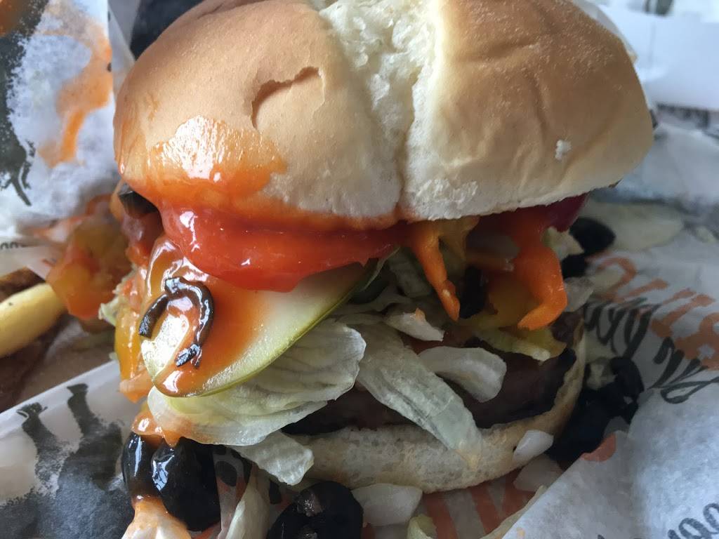 Harveys | restaurant | 7881 Boulevard Newman, LaSalle, QC H8N 1X7, Canada | 5143638616 OR +1 514-363-8616