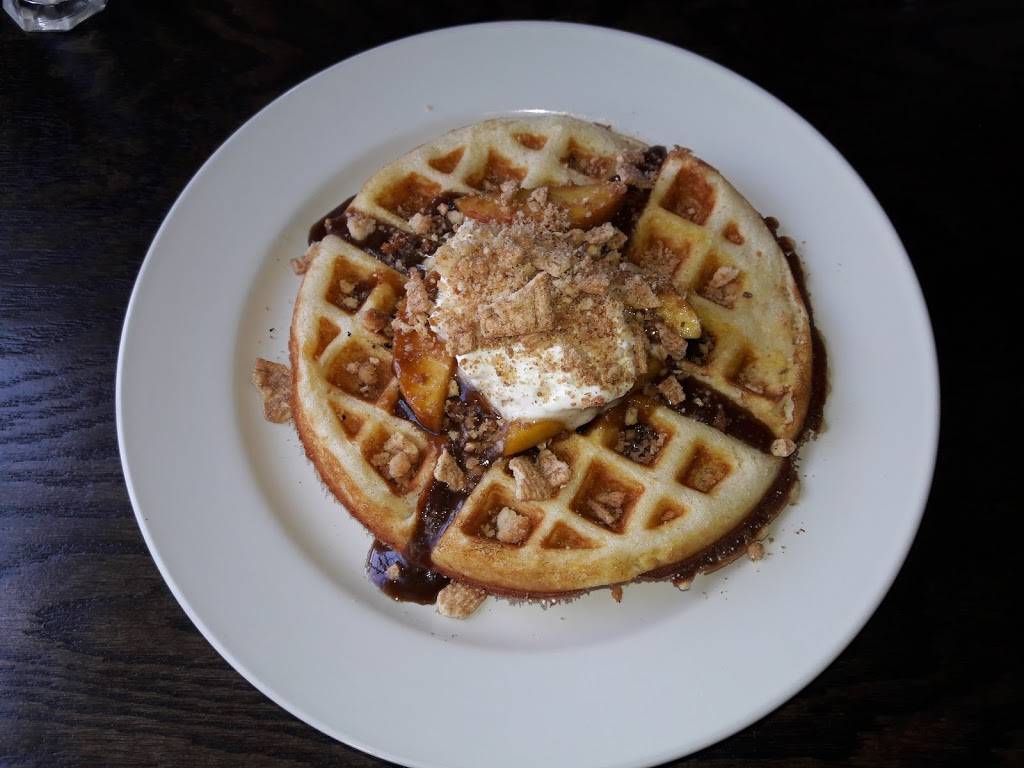 Greens And Gravy Restaurant | restaurant | 1540 Ralph David Abernathy Blvd, Atlanta, GA 30310, USA | 4045652074 OR +1 404-565-2074