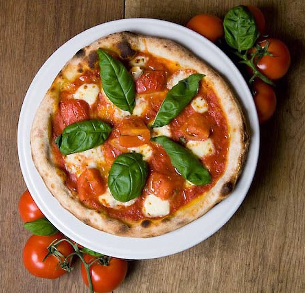 Fire Works Pizza - Courthouse | restaurant | 2350 Clarendon Blvd, Arlington, VA 22201, USA | 7035278700 OR +1 703-527-8700