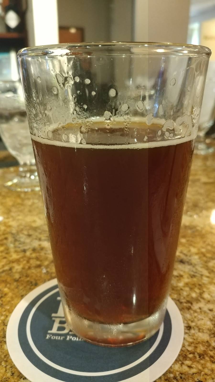 Brewsters Bar & Grill | restaurant | 9750 Airport Blvd, Los Angeles, CA 90045, USA | 3106454600 OR +1 310-645-4600